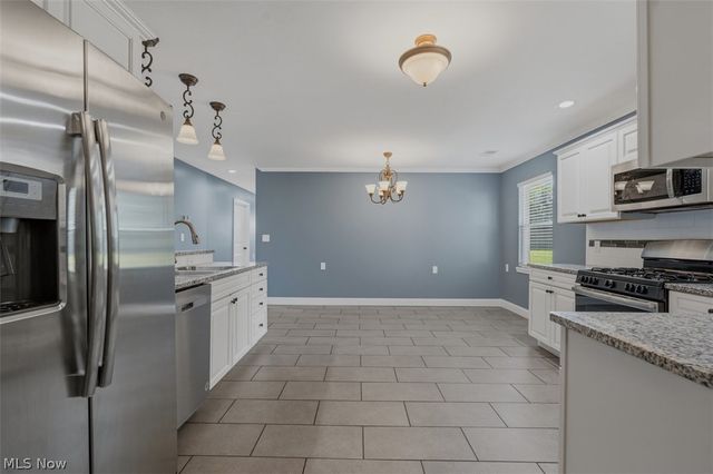 416A Elm Street, Belpre, OH 45714