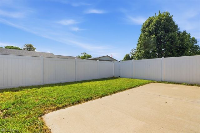 416A Elm Street, Belpre, OH 45714