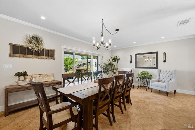 104 Westwood St, Vacaville, CA 95688