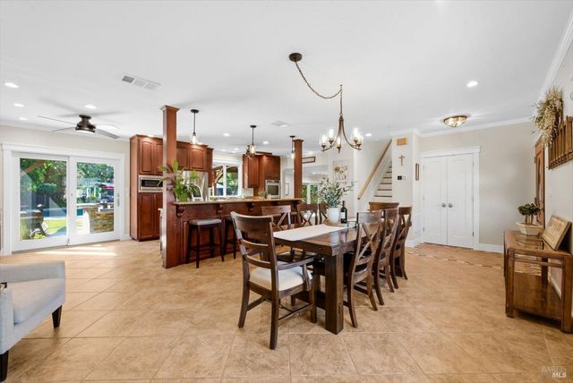 104 Westwood St, Vacaville, CA 95688