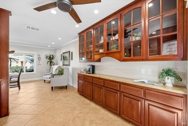 104 Westwood St, Vacaville, CA 95688