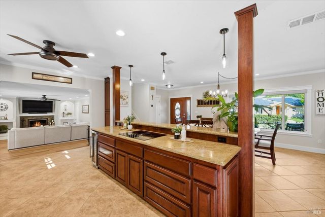 104 Westwood St, Vacaville, CA 95688