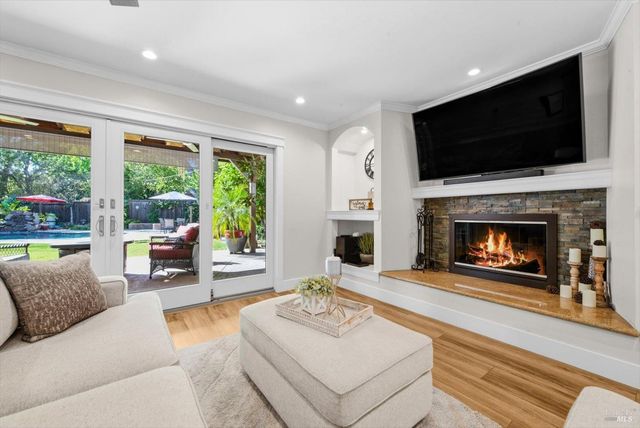 104 Westwood St, Vacaville, CA 95688