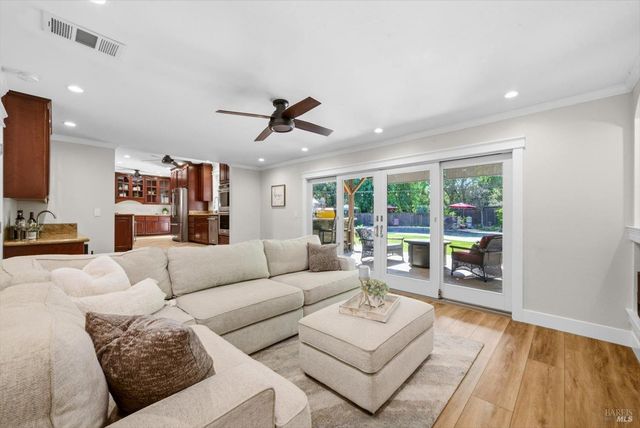 104 Westwood St, Vacaville, CA 95688