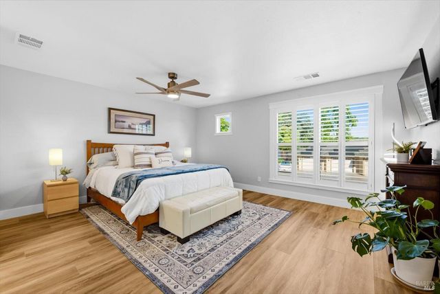 104 Westwood St, Vacaville, CA 95688