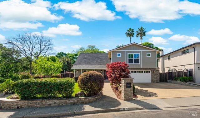 104 Westwood St, Vacaville, CA 95688