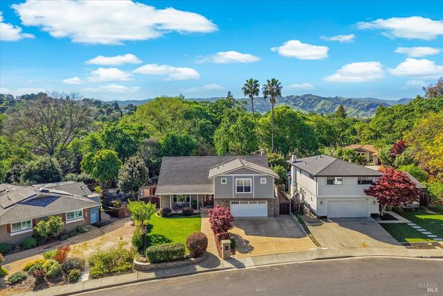 104 Westwood St, Vacaville, CA 95688