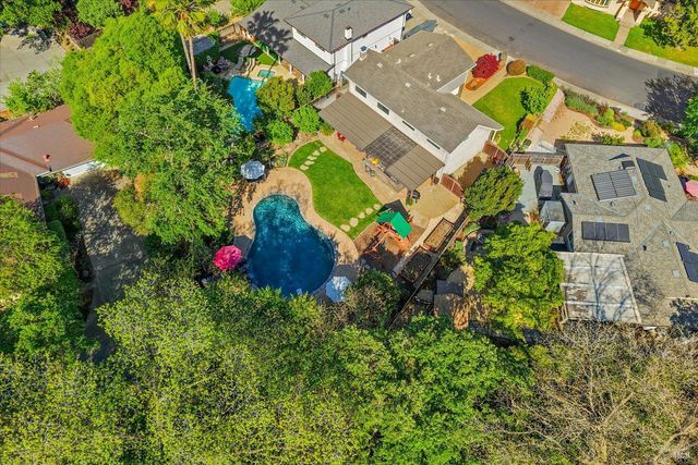 104 Westwood St, Vacaville, CA 95688