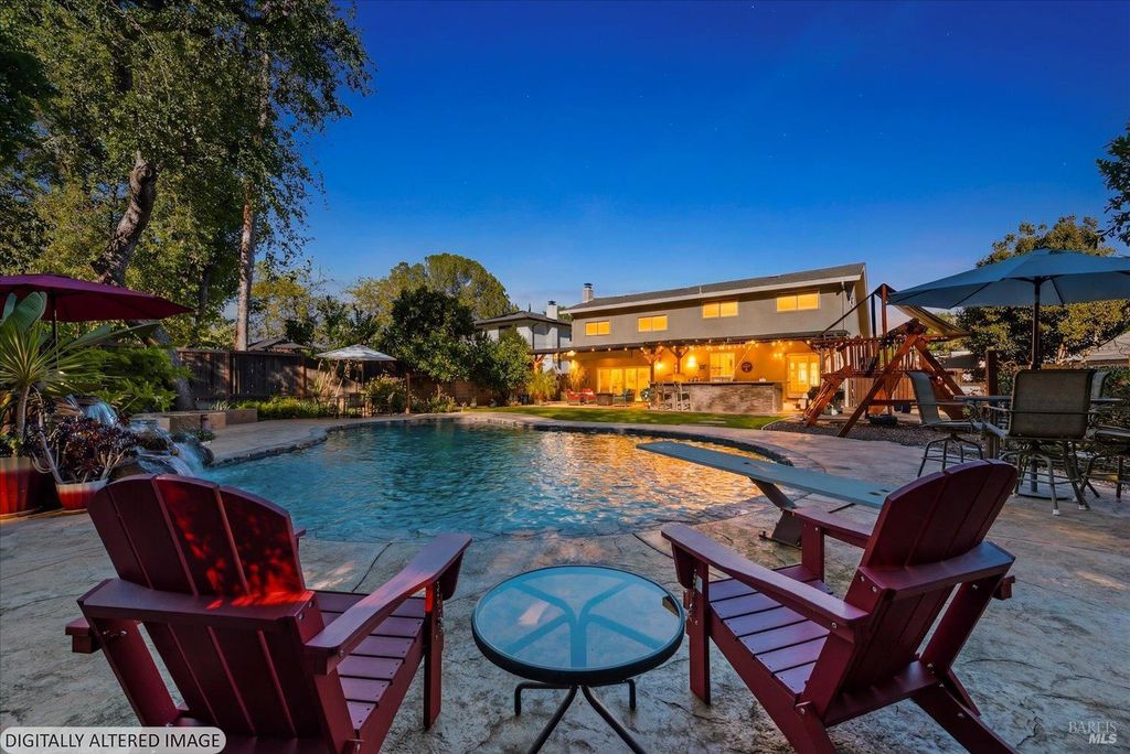 104 Westwood St, Vacaville, CA 95688