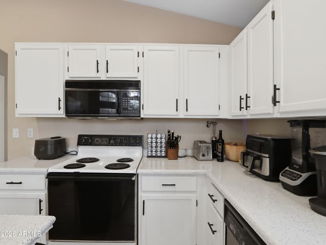 1075 N SAGUARO Street, Chandler, AZ 85224