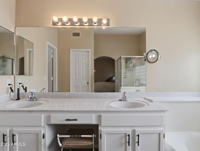 1075 N SAGUARO Street, Chandler, AZ 85224