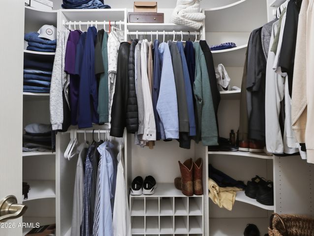 1075 N SAGUARO Street, Chandler, AZ 85224