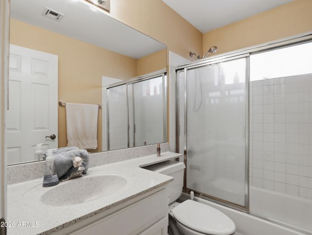 1075 N SAGUARO Street, Chandler, AZ 85224