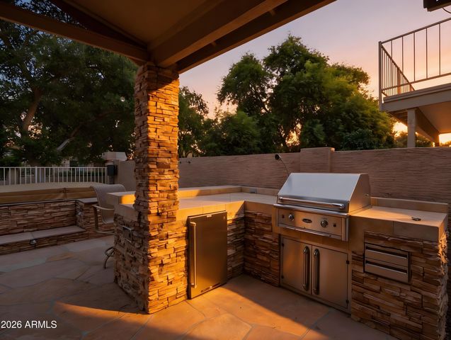 1075 N SAGUARO Street, Chandler, AZ 85224