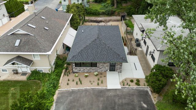 1133 Putnam Street, Gary, IN 46403