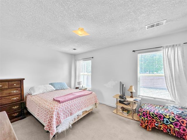 6772 Camino Rojo, Santa Fe, NM 87507