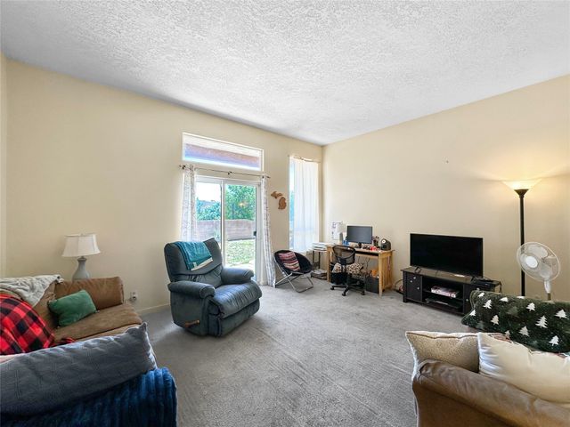 6772 Camino Rojo, Santa Fe, NM 87507