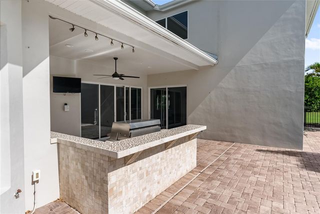 6911 RIVERSEDGE STREET CIRCLE, Bradenton, FL 34202