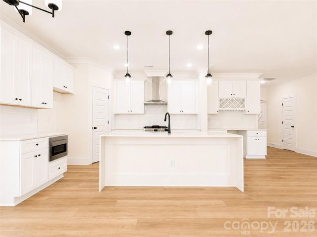 1232 N Sharon Amity Road, Charlotte, NC 28211