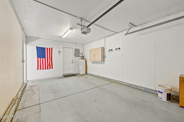 10856 W COGGINS Drive, Sun City, AZ 85351