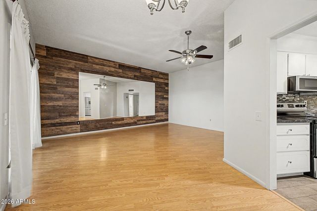 10856 W COGGINS Drive, Sun City, AZ 85351