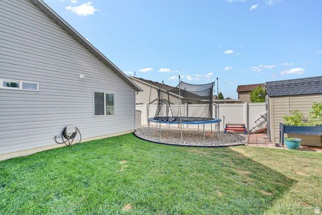 323 N CENTURY DR, Ogden, UT 84404