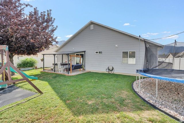 323 N CENTURY DR, Ogden, UT 84404