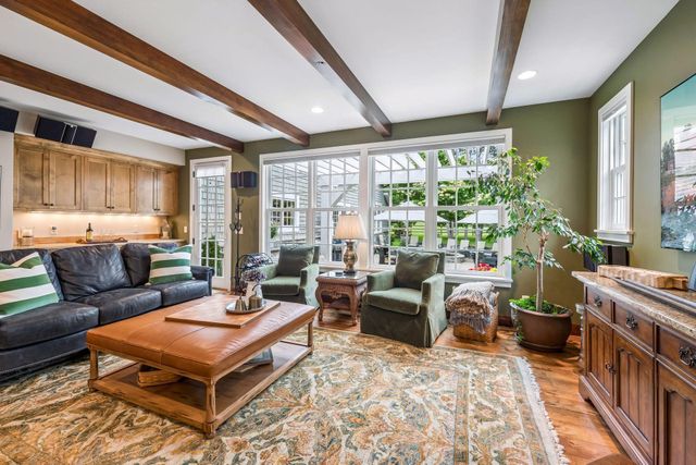 355 Stubbs Bay Road N, Orono, MN 55356