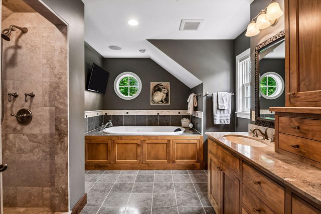 355 Stubbs Bay Road N, Orono, MN 55356