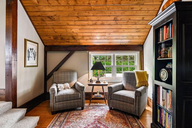 355 Stubbs Bay Road N, Orono, MN 55356