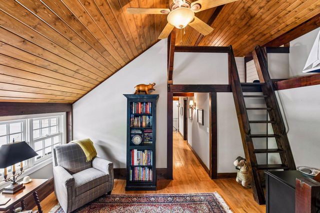 355 Stubbs Bay Road N, Orono, MN 55356