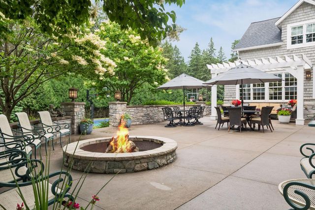 355 Stubbs Bay Road N, Orono, MN 55356
