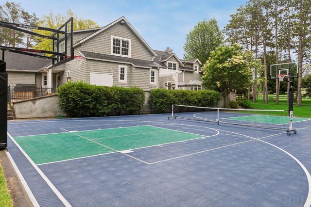 355 Stubbs Bay Road N, Orono, MN 55356