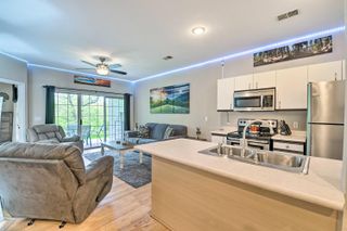 813 Holiday Ridge, H2, Branson, MO 65616