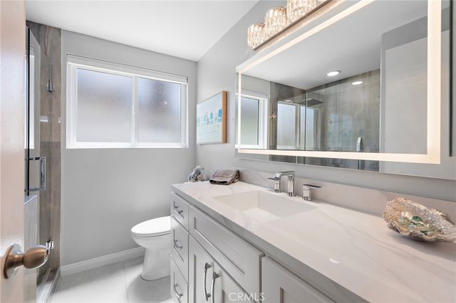 19581 Sanderson, Huntington Beach, CA 92646