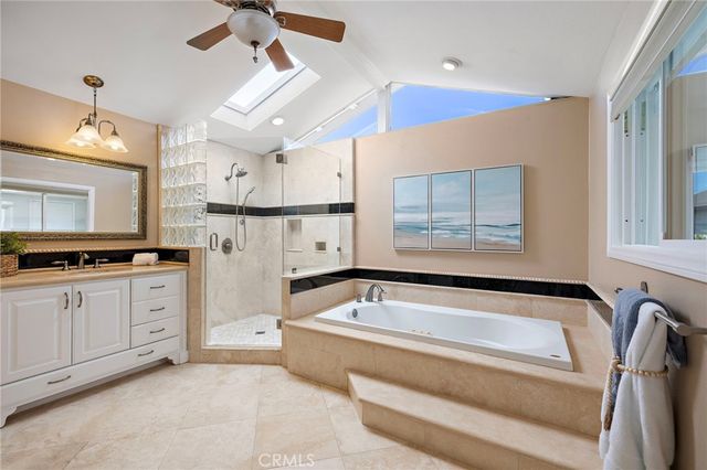 19581 Sanderson, Huntington Beach, CA 92646