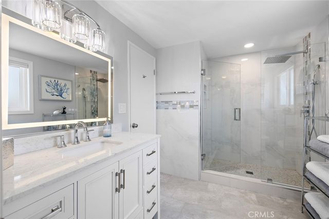 19581 Sanderson, Huntington Beach, CA 92646