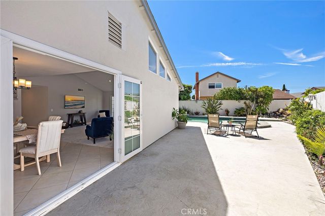 19581 Sanderson, Huntington Beach, CA 92646