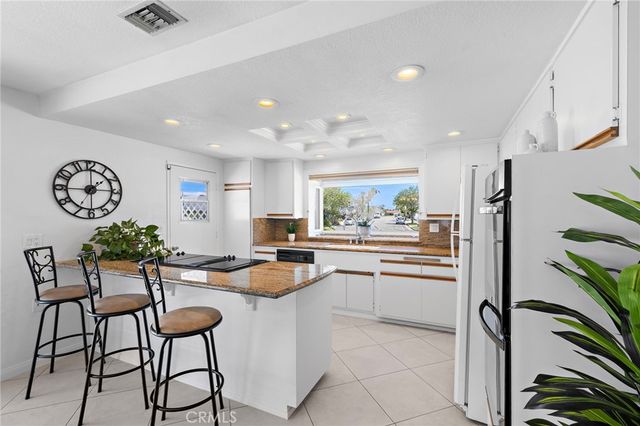 19581 Sanderson, Huntington Beach, CA 92646