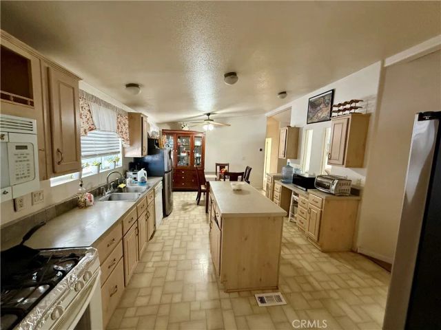 25350 Santiago 37, Moreno Valley, CA 92551