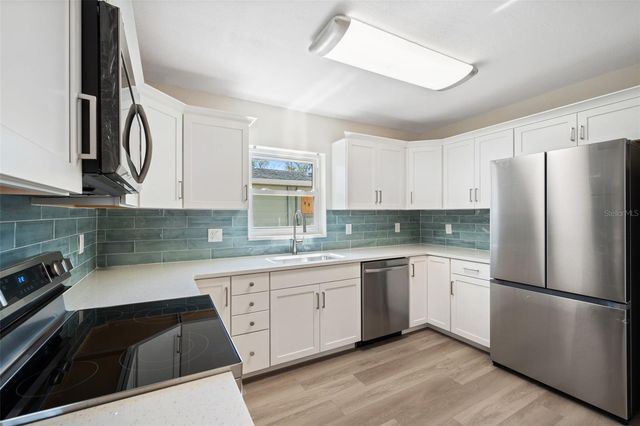 662 VILLAGRANDE AVENUE S, St Petersburg, FL 33707