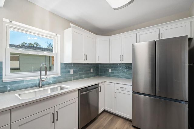 662 VILLAGRANDE AVENUE S, St Petersburg, FL 33707