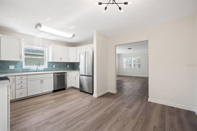 662 VILLAGRANDE AVENUE S, St Petersburg, FL 33707