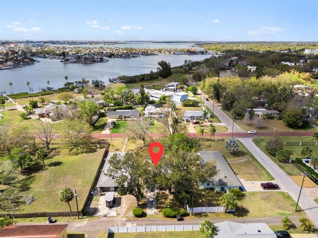 662 VILLAGRANDE AVENUE S, St Petersburg, FL 33707