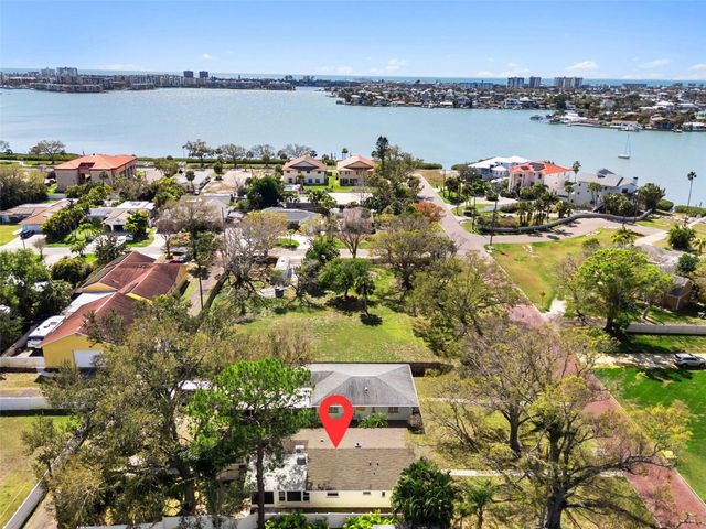 662 VILLAGRANDE AVENUE S, St Petersburg, FL 33707