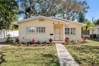 662 VILLAGRANDE AVENUE S, St Petersburg, FL 33707
