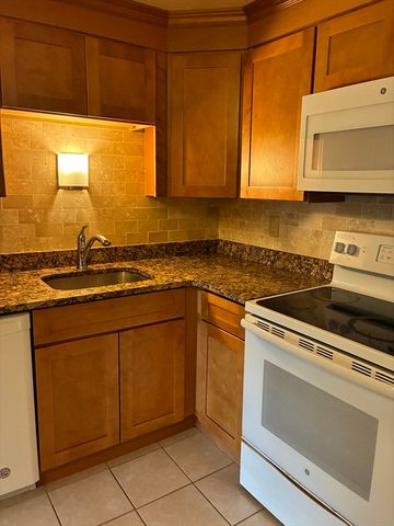 53 Swanson Court 36C, Boxborough, MA 01719