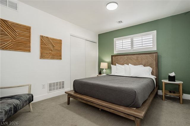 1913 Birch Street, Las Vegas, NV 89102