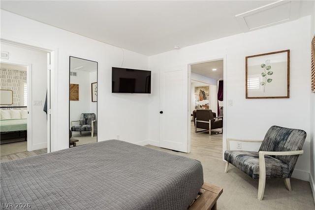 1913 Birch Street, Las Vegas, NV 89102