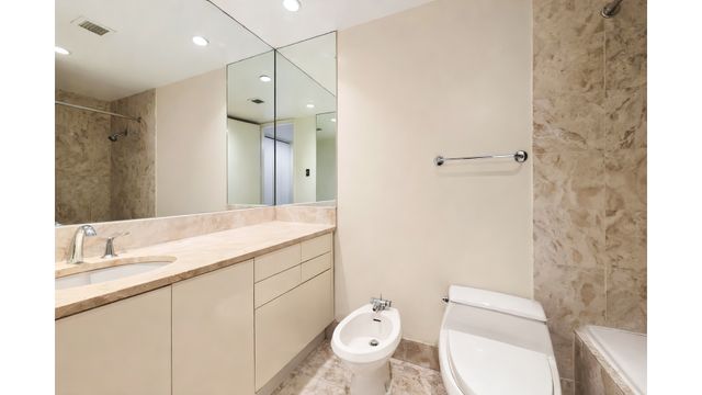 100 UNITED NATIONS Plaza 8BC, New York City, NY 10017